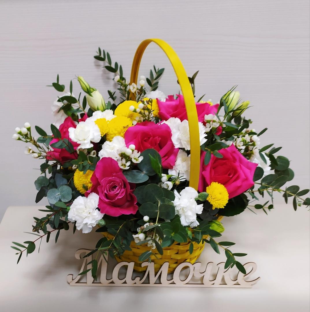 Цветы доставка чебоксары. Марина петровна флорист. Флористы чебоксары. Флорист чебоксары. Цена маленькая корзины цветов чебоксары.